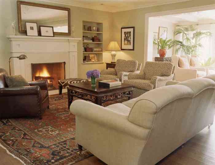 Cozy small living room decor