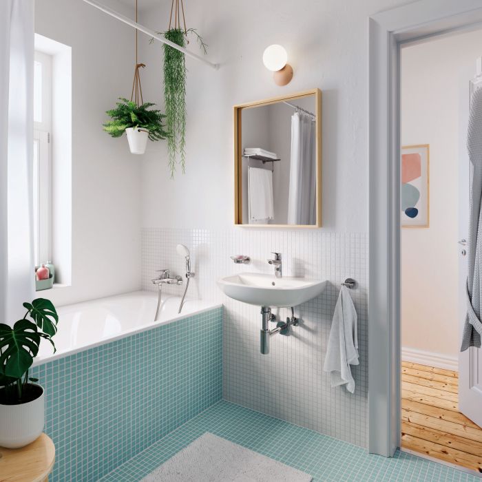 Bathroom decor for small bathrooms